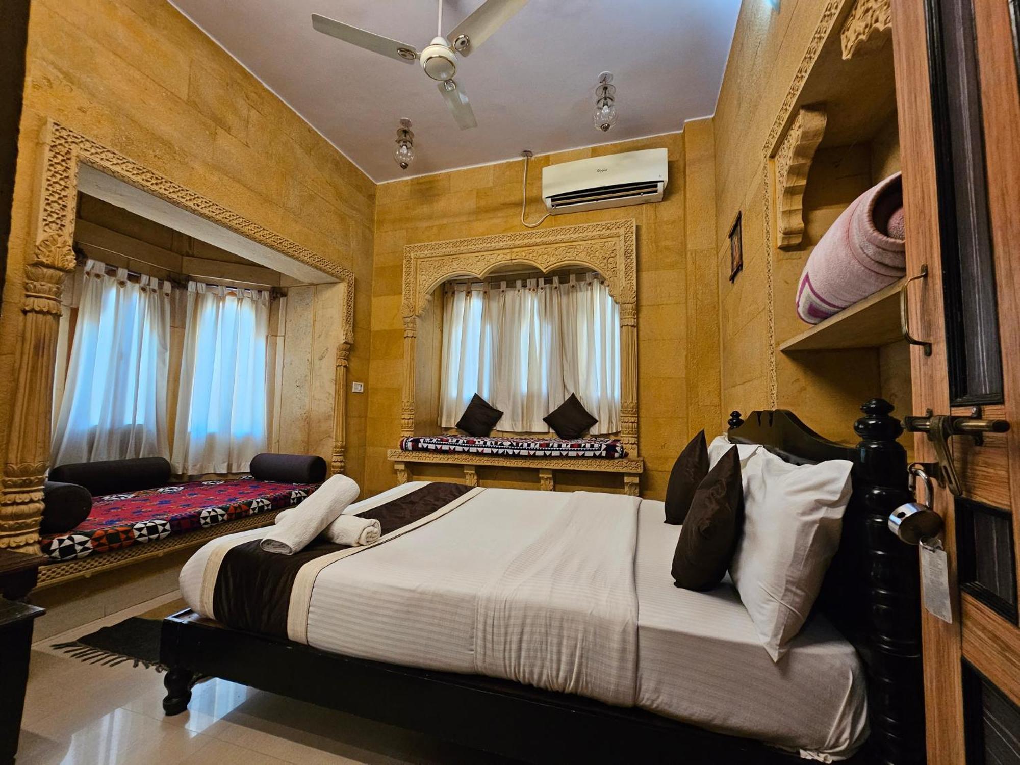 Hotel Royal Haveli Jaisalmer Eksteriør billede